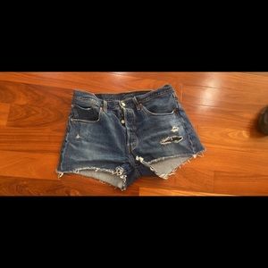 Levi’s 501 high waisted jean shorts
